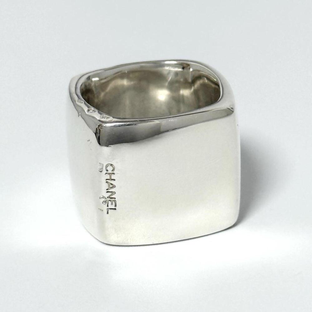 CHANEL Authentic Vintage Silver Ring - Picture 5 of 10